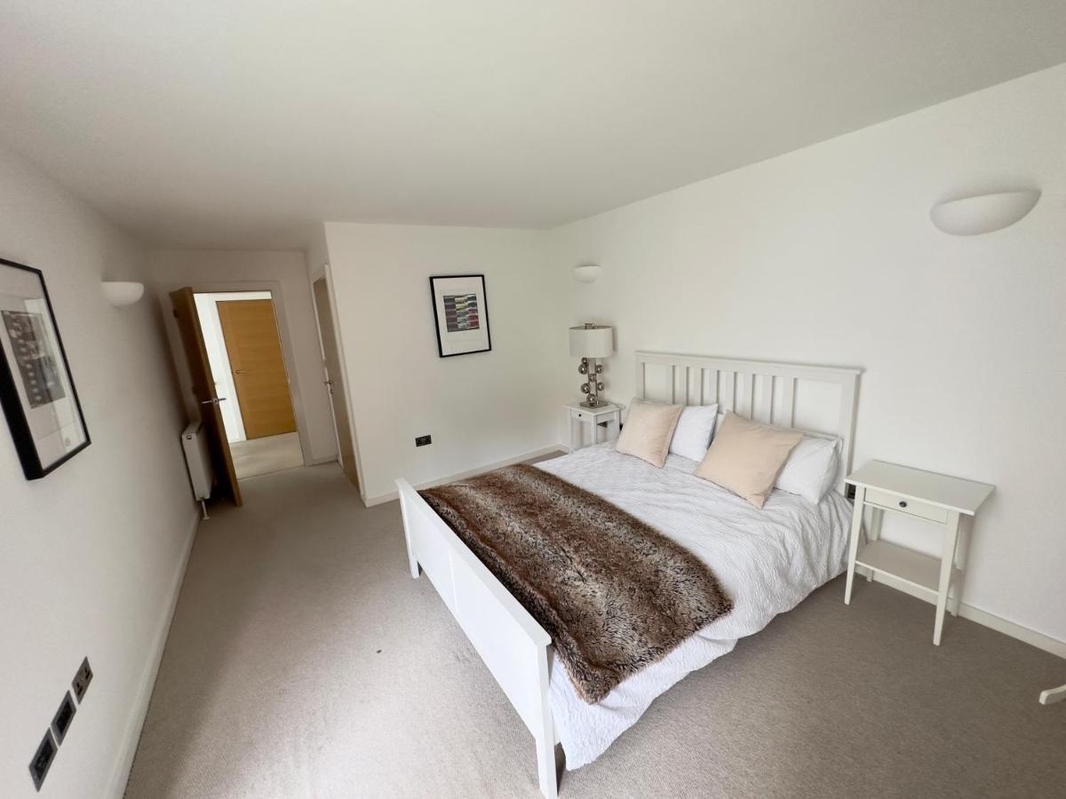 Luxury 4 Bed Leilighet *