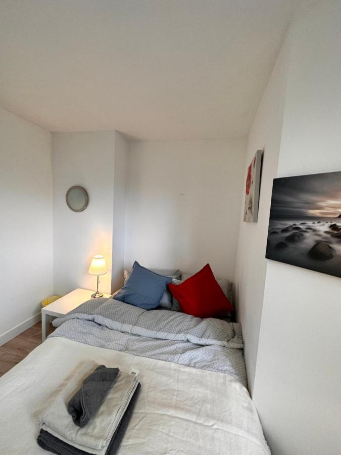 Modern 2 Bedroom Flat Next To Liverpool Street Apartment *
