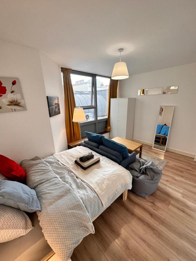 Modern 2 Bedroom Flat Next To Liverpool Street Apartment London