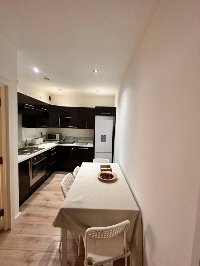 Modern 2 Bedroom Flat Next To Liverpool Street Apartment