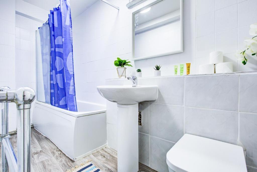 Appartamento Norfolk 2 Bedroom Flat Edgware Road Londra