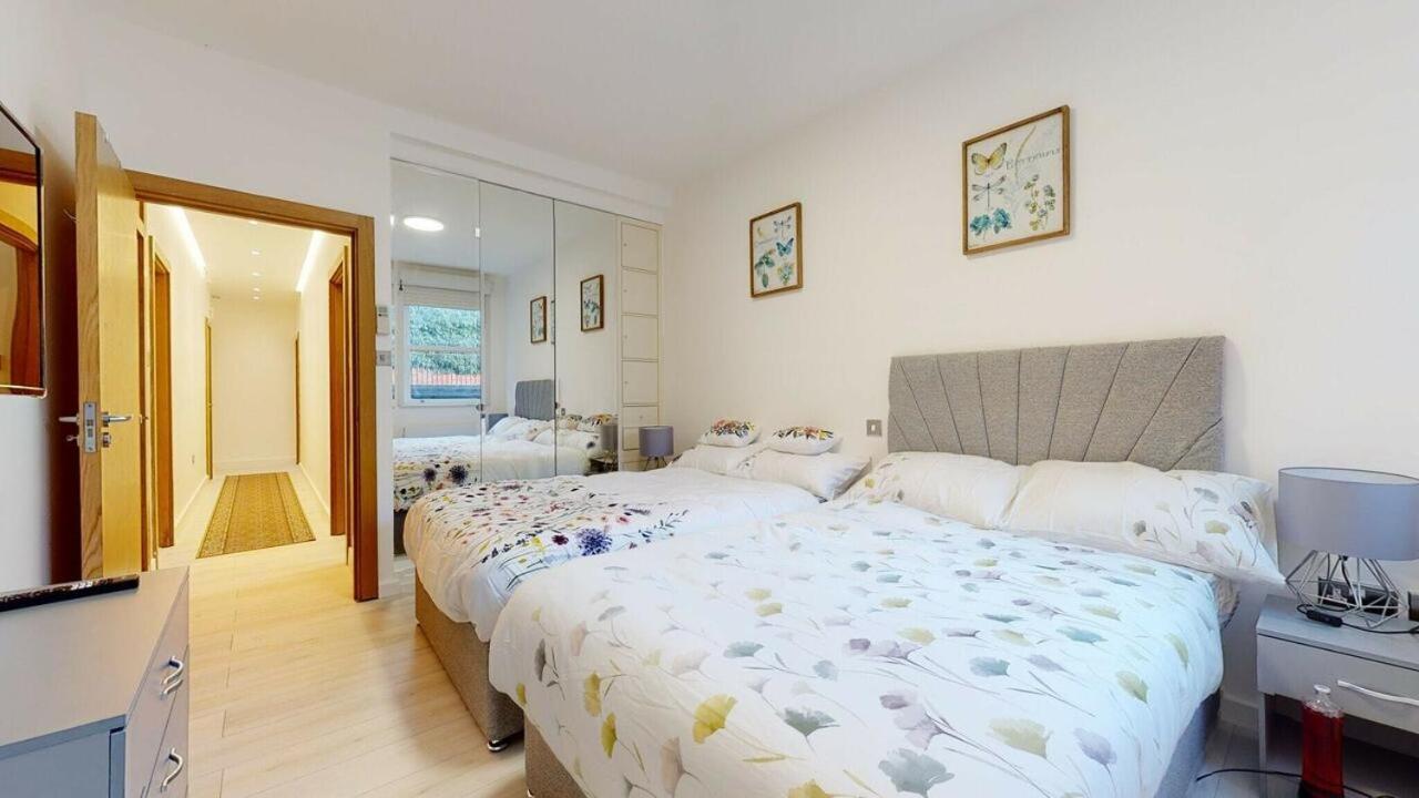 Kingston House South Apartment London