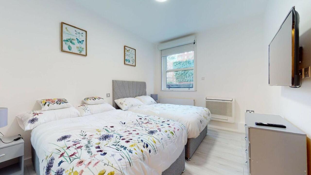 Kingston House South Apartment