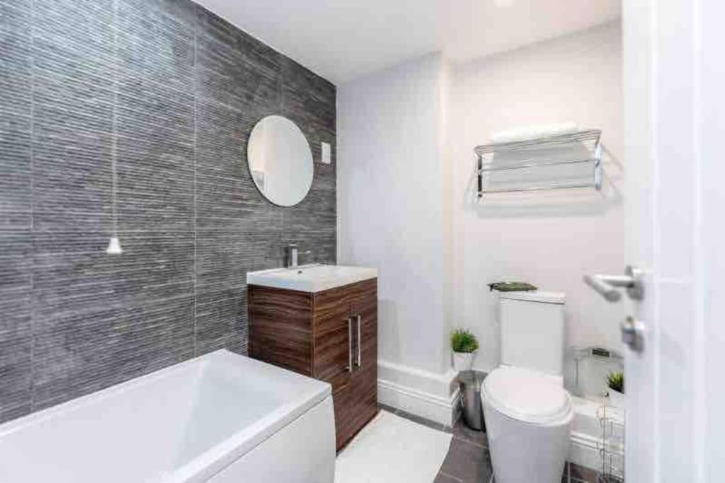 Apartment Smart Choice 3 Bedrooms London