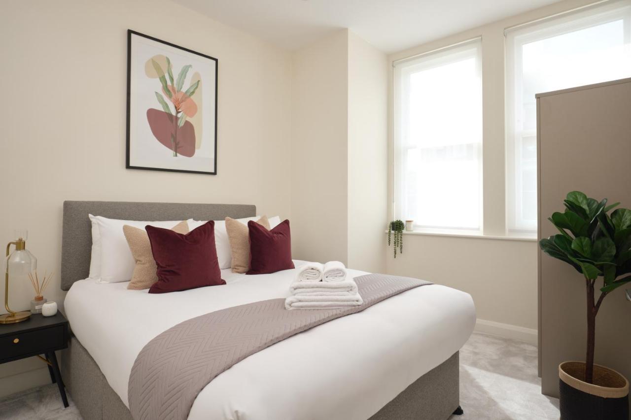 Fulham - Hestercombe House By Viridian * Londen
