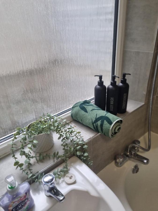 2 Bed Flat In Lambeth Apartment London