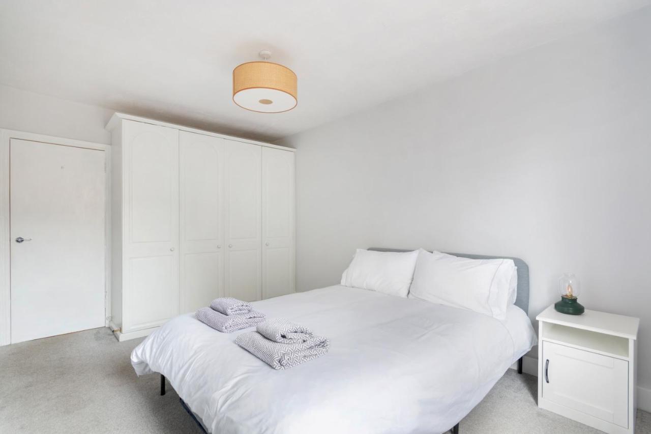 1 Bed Clapham Junction