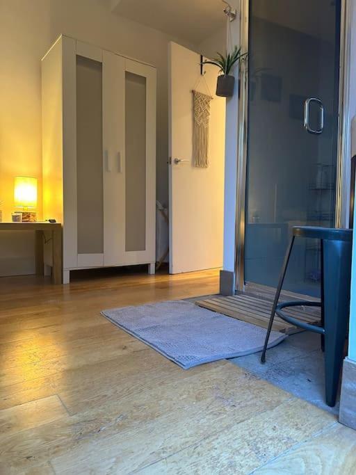 Putney , Modern-flawless ! Apartment London
