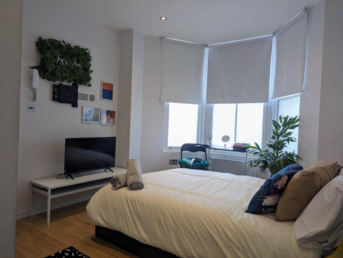 Modern Studio In Finsbury Park Londen
