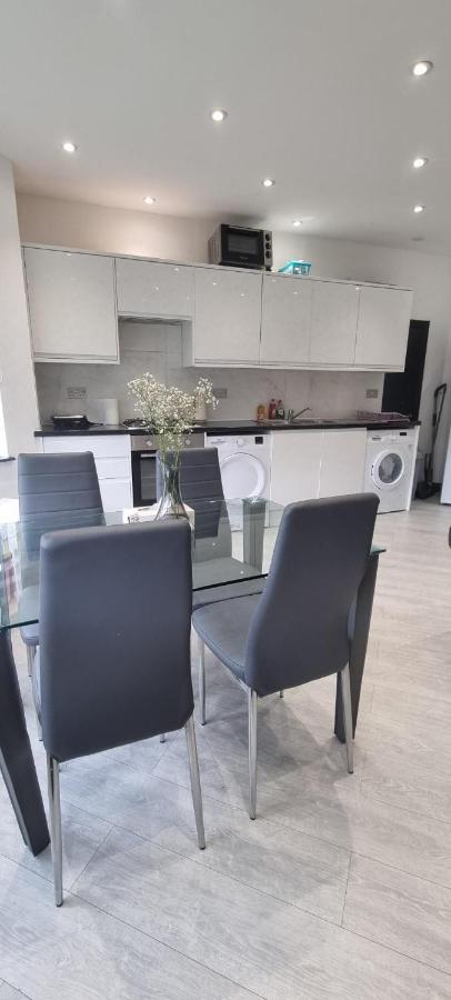 Modern 2 Bdr Appartamento