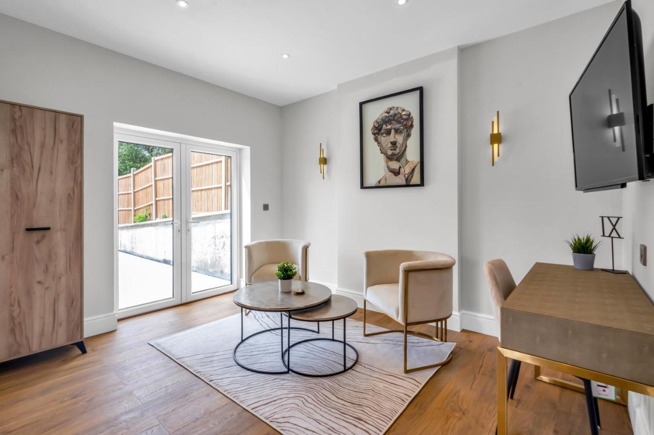 Appartement Be - Alexandra Park Residences Londen