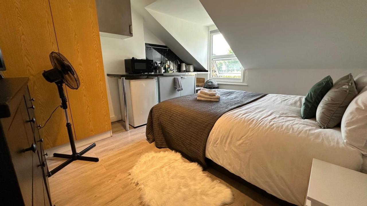 Appartamento Economic In The Heart Of Chiswick - Londra