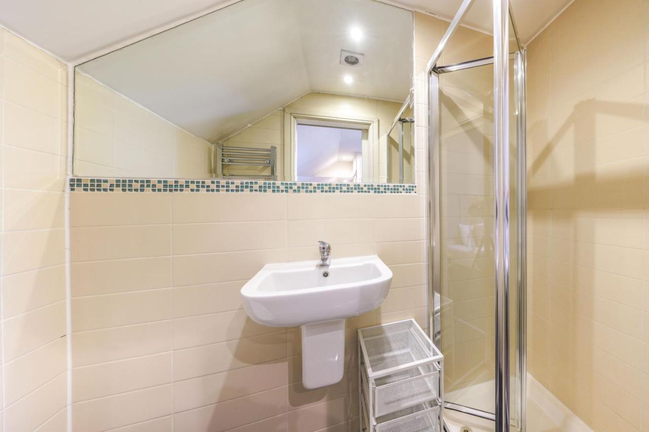 Leilighet Quiet Double Studio Flat London
