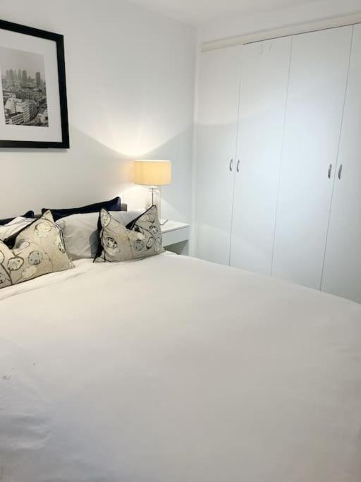 Holiday home Beautiful Mews, Sleeps 4 *