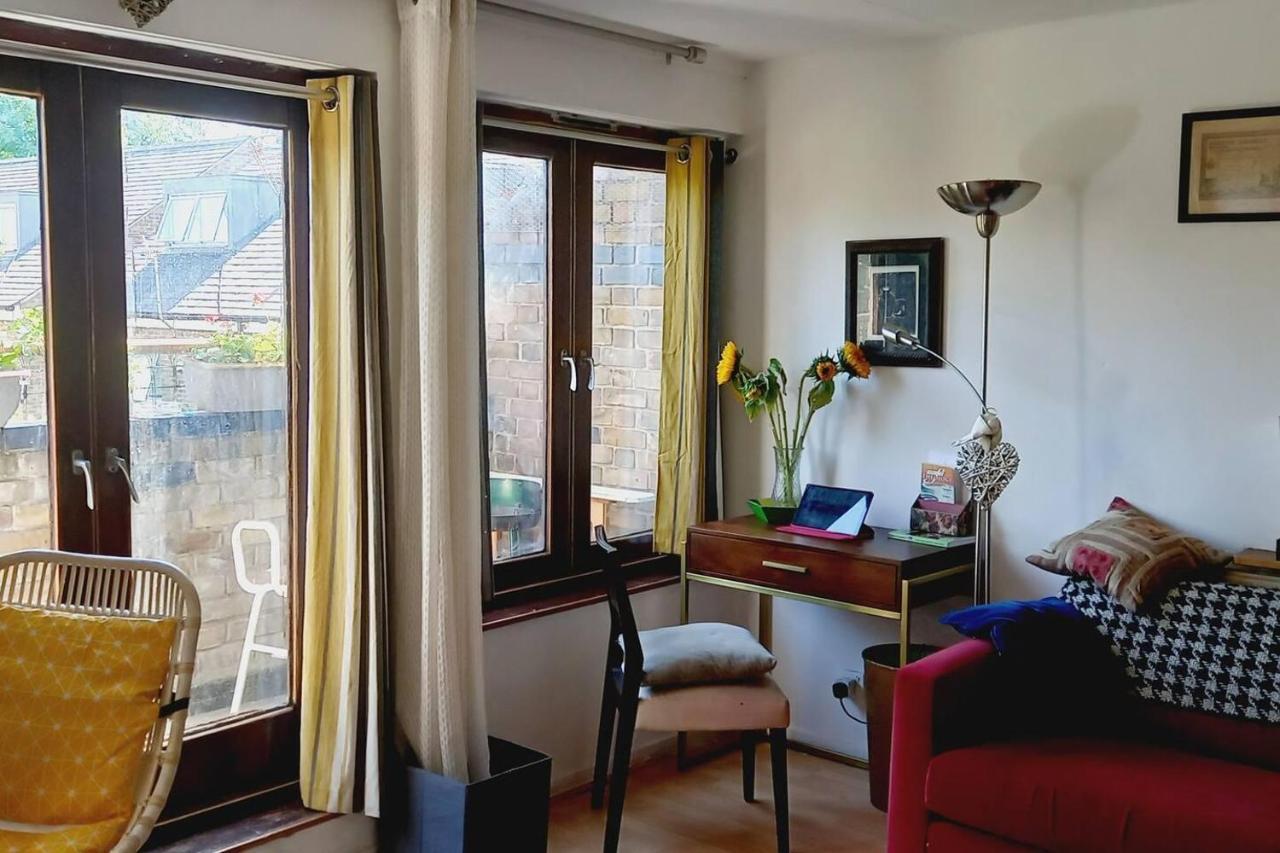 Lovely 2-bed In Battersea Londen