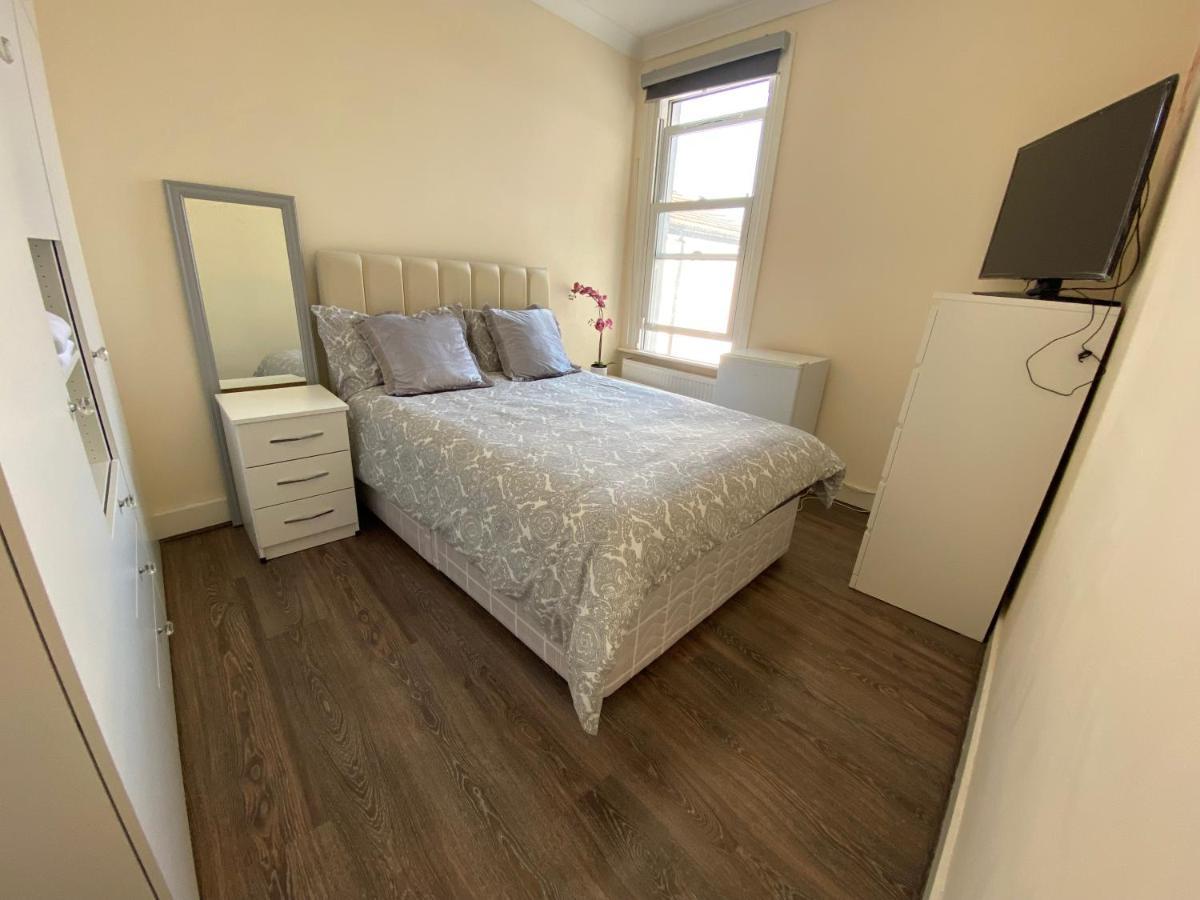 Homestay Private In Excellent Family House ,zone 2