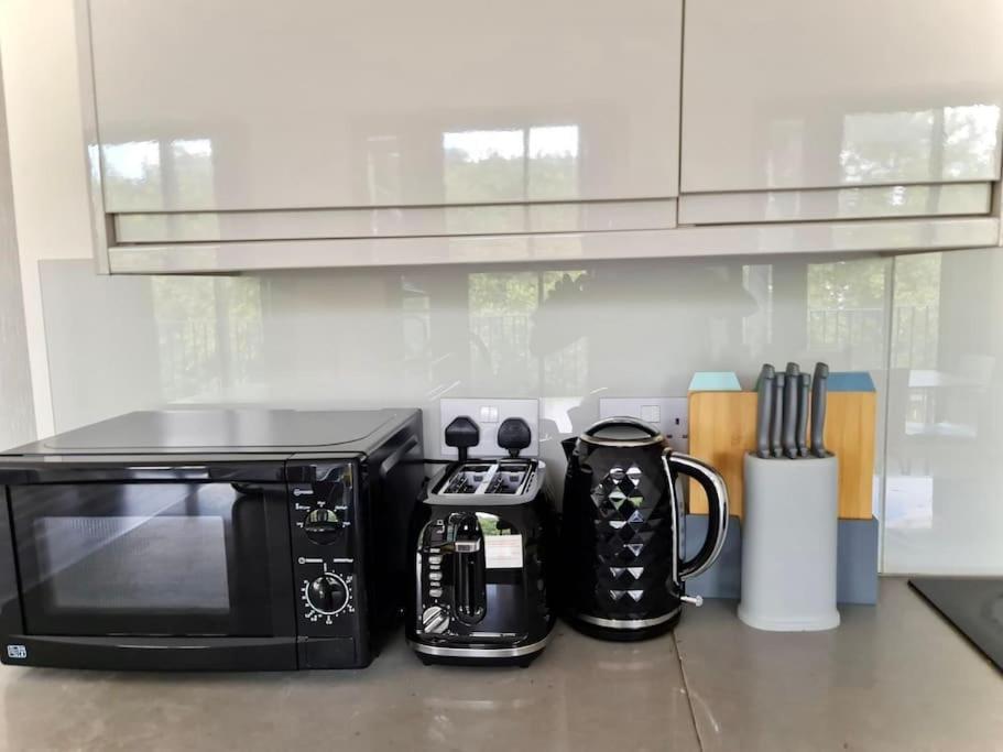 Luxuries 2 Bed Flat In Canary Wharf Londen