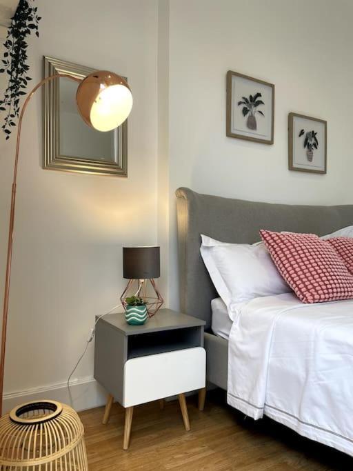 Apartment Cute&cozy In Barons Court London