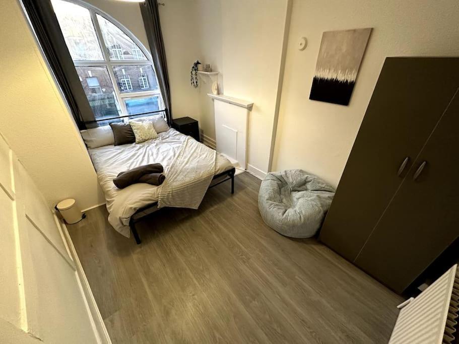 Lägenhet Incredible 2 Bedroom On Tower Bridge *