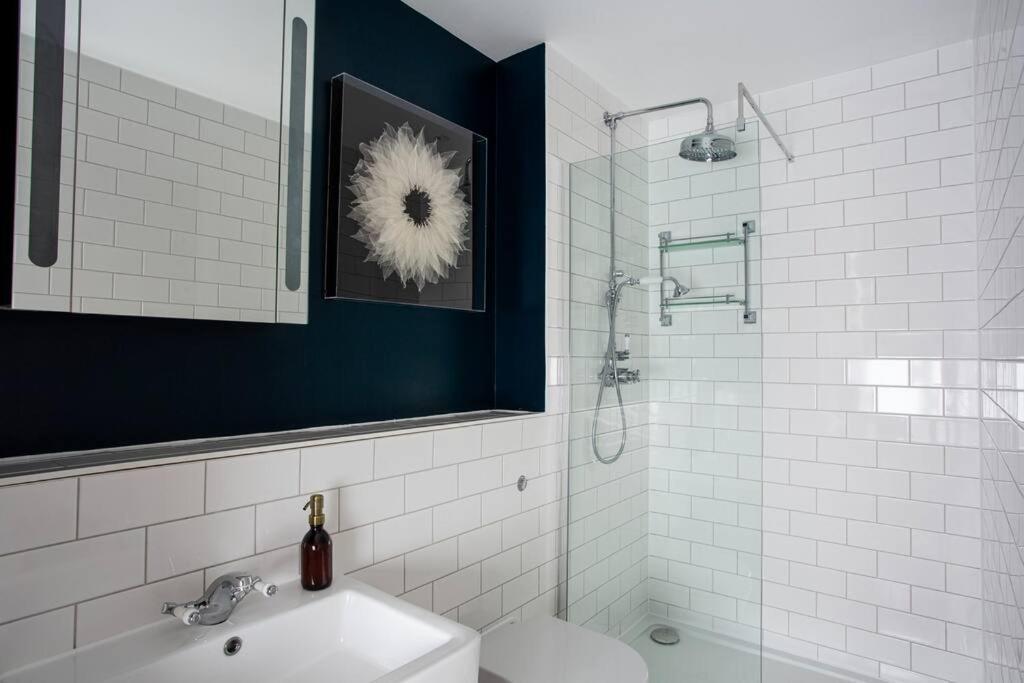 Eden - Islington - 2 Bed With Terrace Leilighet
