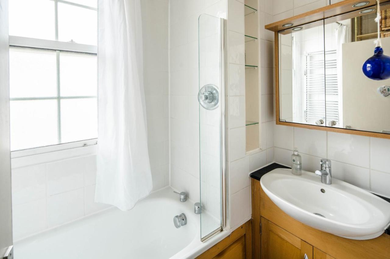 Stylish Flat Near Tower Bridge Londres