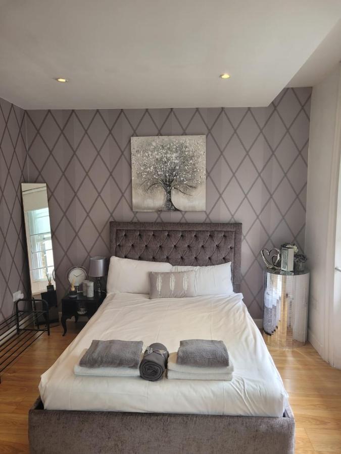 3 Bedroom In Central Sleep 10 Hy2 *