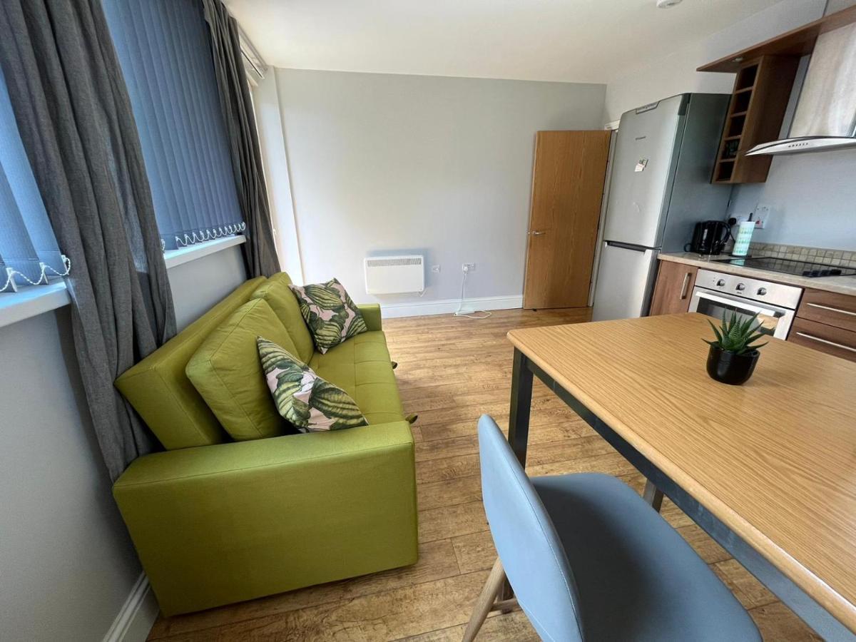 Apartment Modern Flat Near Transports London