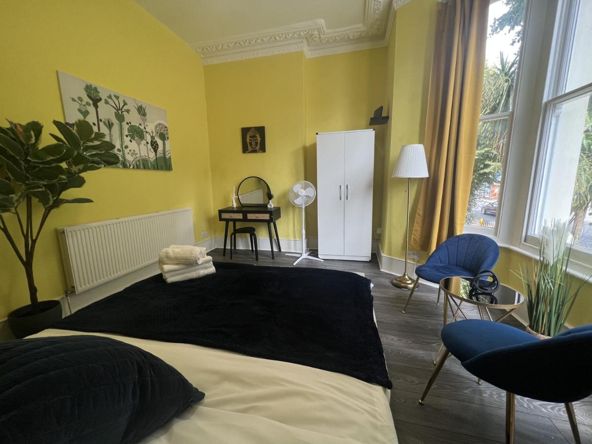 Leilighet Luxury Holiday Elizabeth Line London
