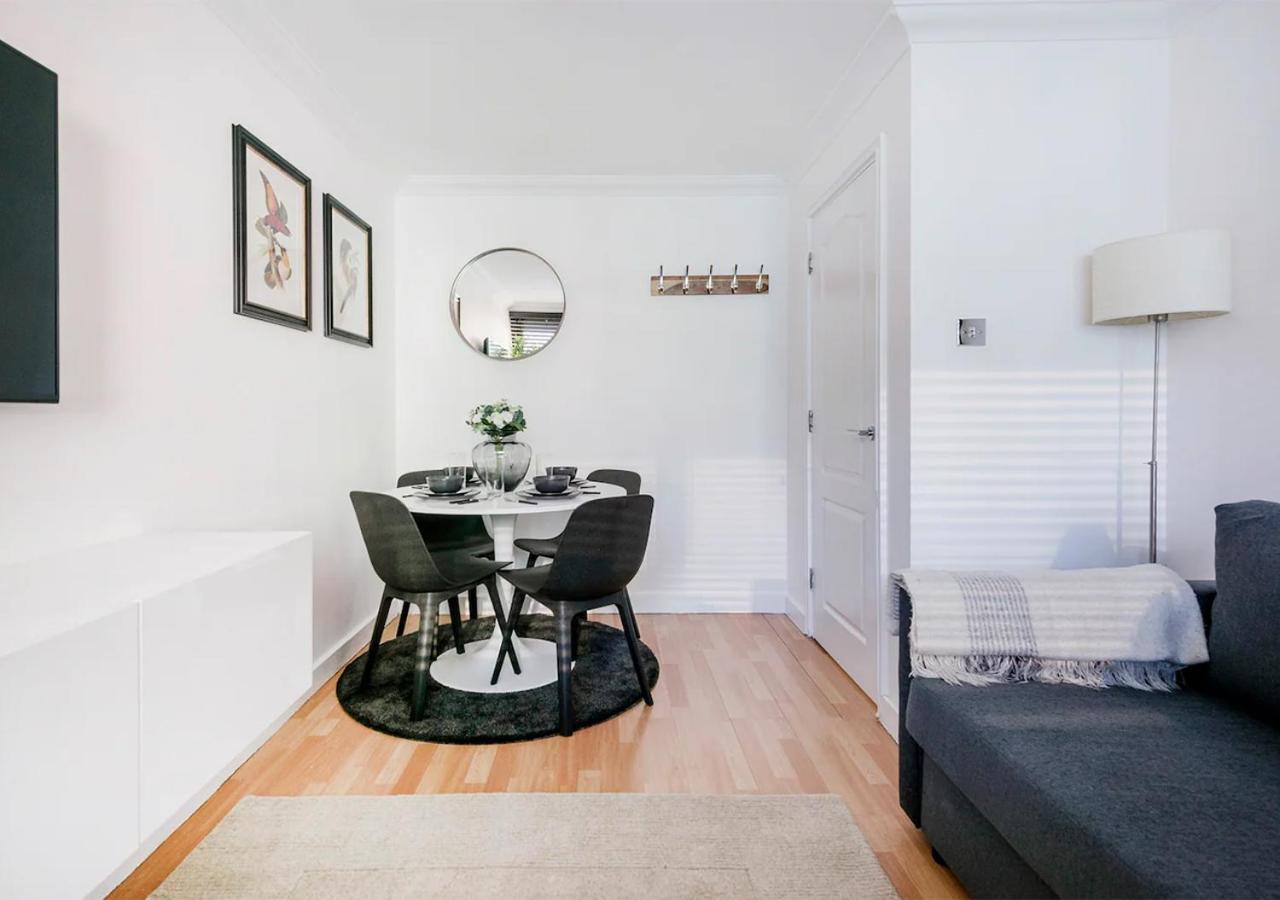 Trendy And Chic Central 1 Bed