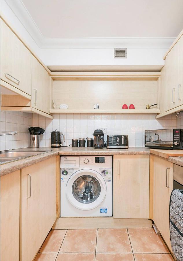 Trendy And Chic Central 1 Bed Apartment London
