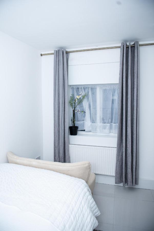 1b Apartment, 30 Mins To Oxford Street * Londra