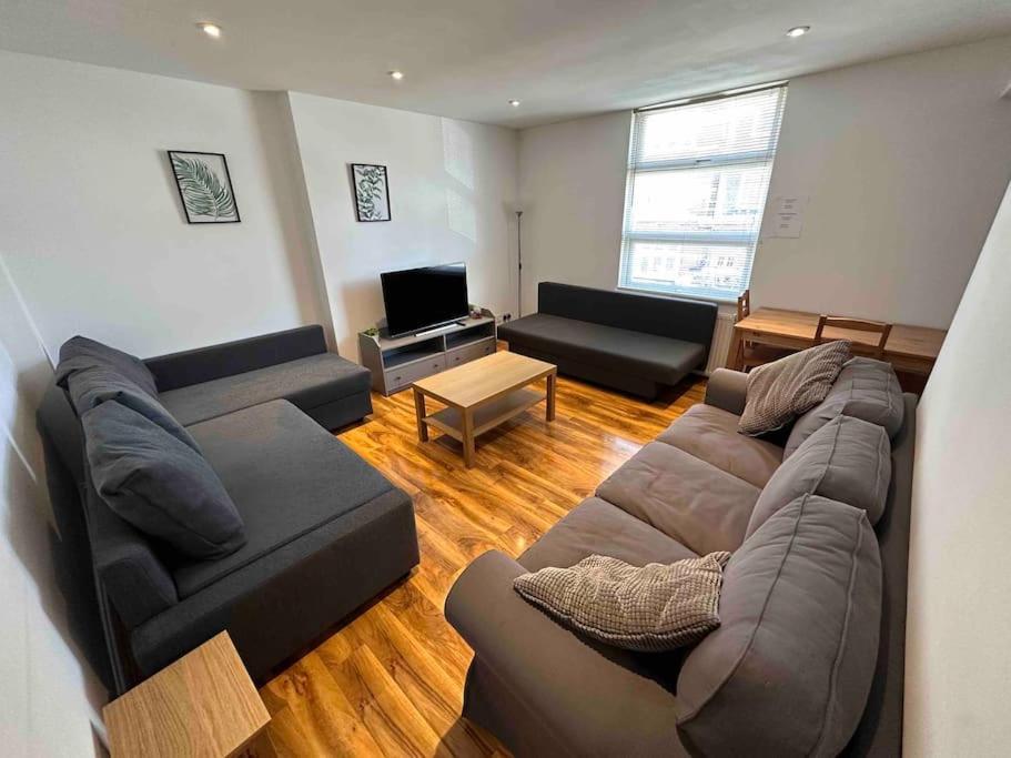Comfortable 1 Bedroom And Double Sofa Bed Flat Appartement *