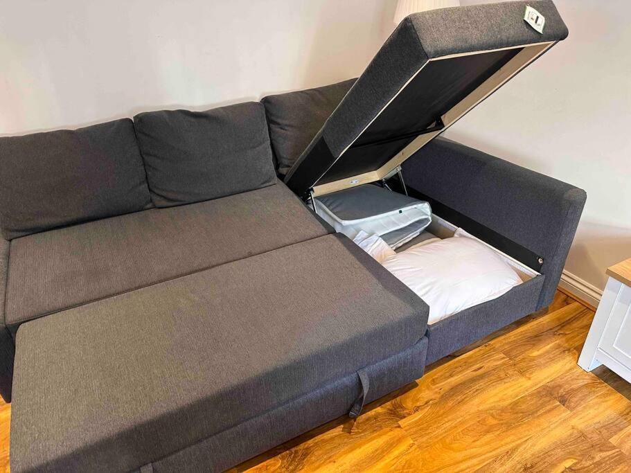 Appartement Comfortable 1 Bedroom And Double Sofa Bed Flat