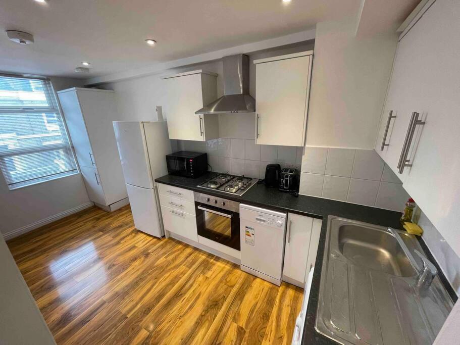 Comfortable 1 Bedroom And Double Sofa Bed Flat Appartement *
