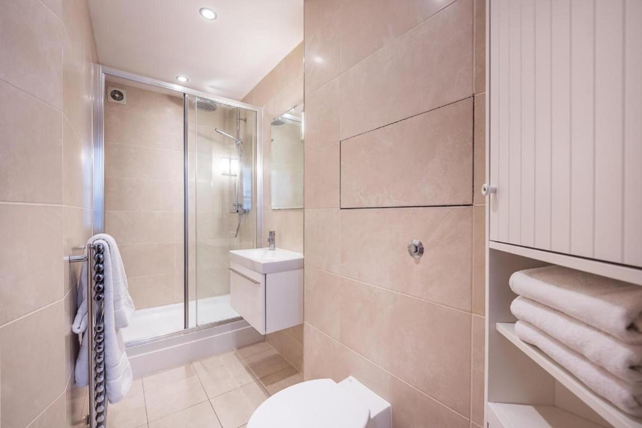 Fantastic 1 Bedroom Flat Leicester Square West End * Londra
