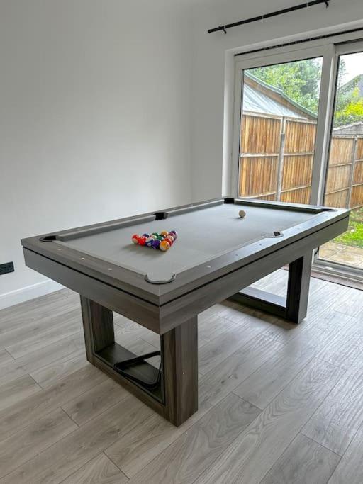Comfortable In 3 Bed House * Londen