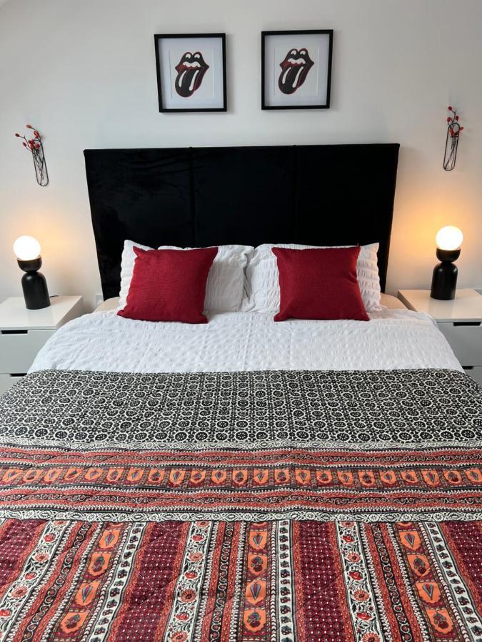 Séjour chez l'habitant Comfortable - Only 6-mins Walk From Underground Station *