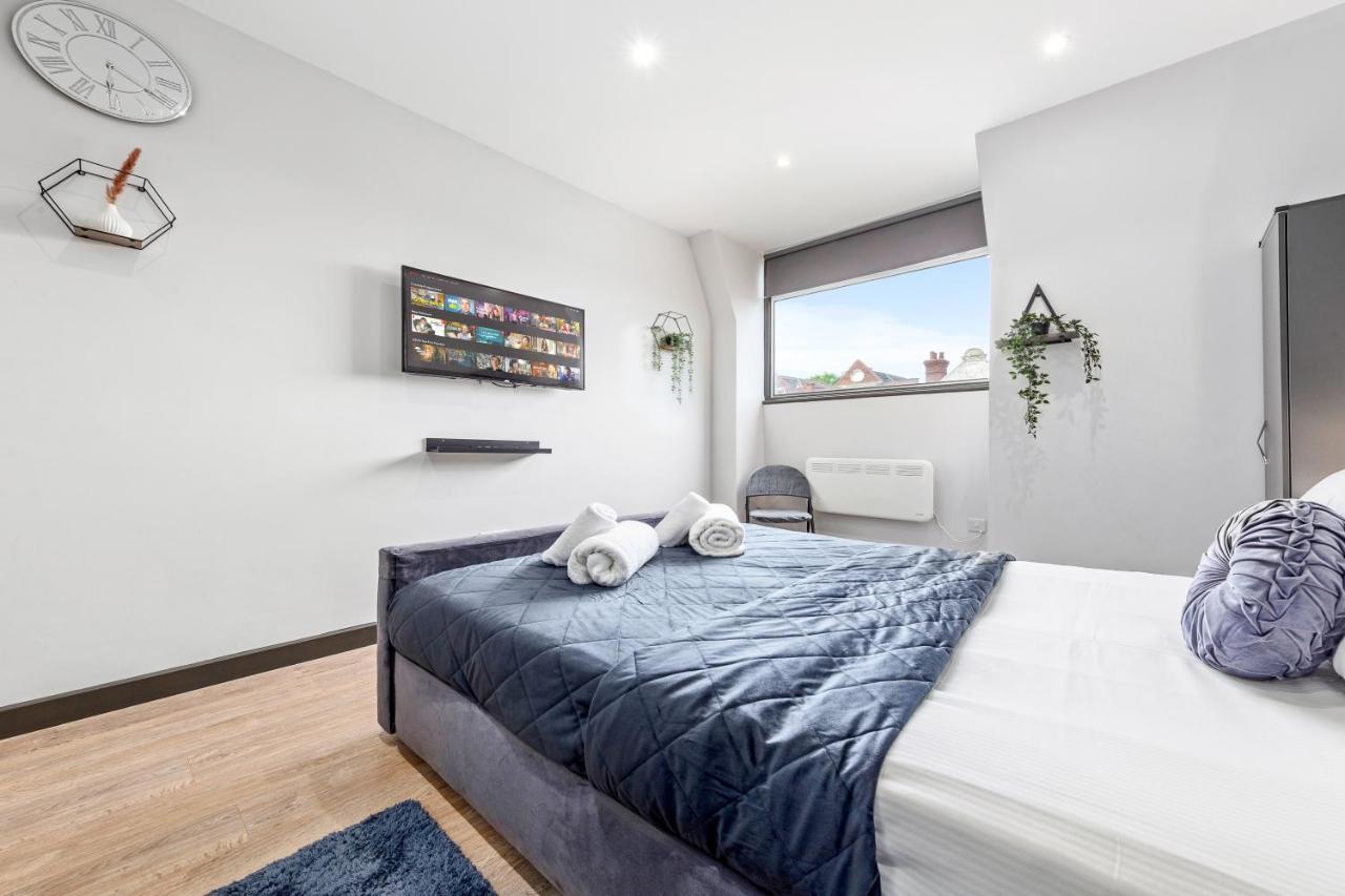 Sydenham Suites *