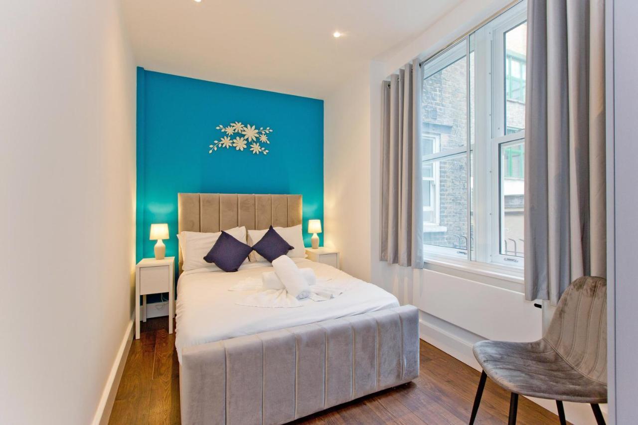 Imperial Middlesex Street Apartment