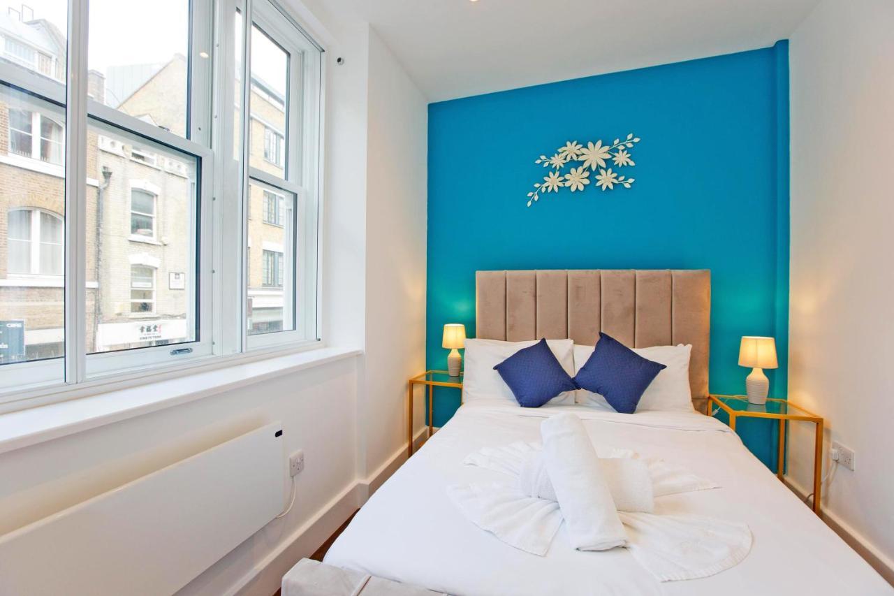Imperial Middlesex Street Apartment *