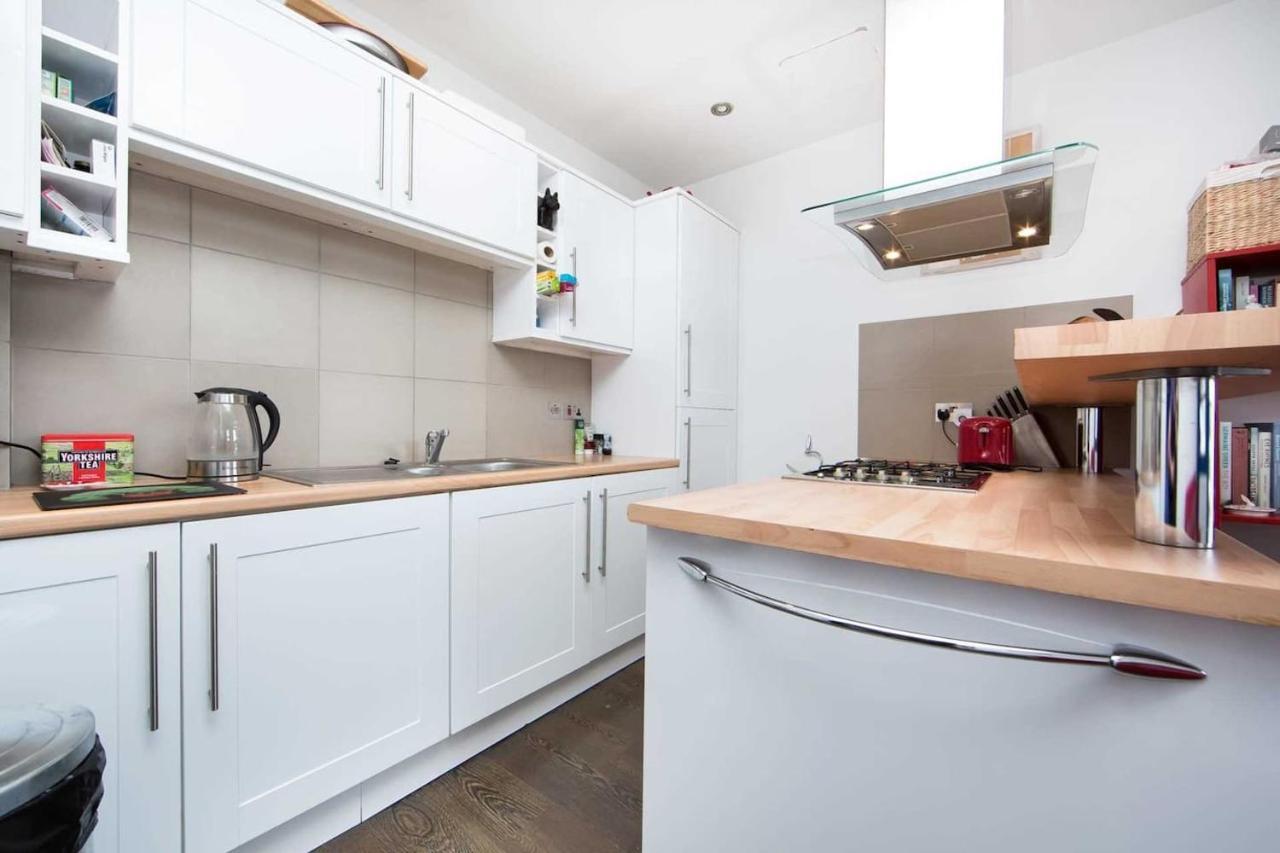 1 Bedroom With Private Roof Terrace London