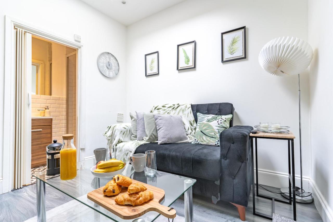 Prime Location - Cosy Near Emirates Stadium Appartement Londen