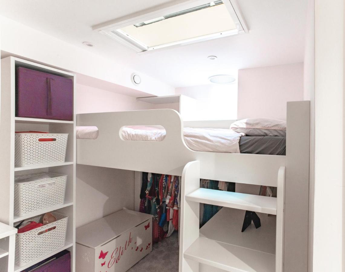 4 Bed Modern House Next To Hyde Park Feriehus *