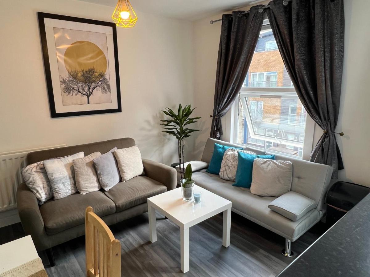 Lejlighed Luxury 1bed Holiday Flat-10 Minutes From Bridge & 3mins Walk To Lewisham Dlr London
