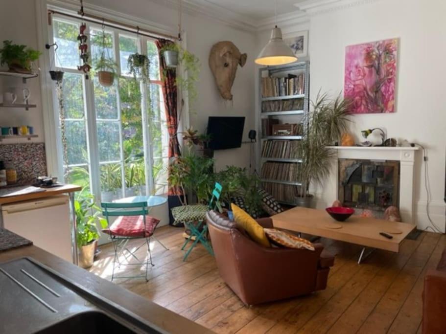 Artistic Spacious Flat In Brixton Leilighet *
