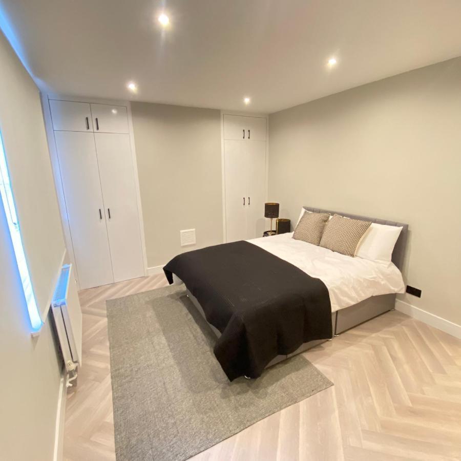Luxury 2 Bed 1 Bath In By Graceful Londres