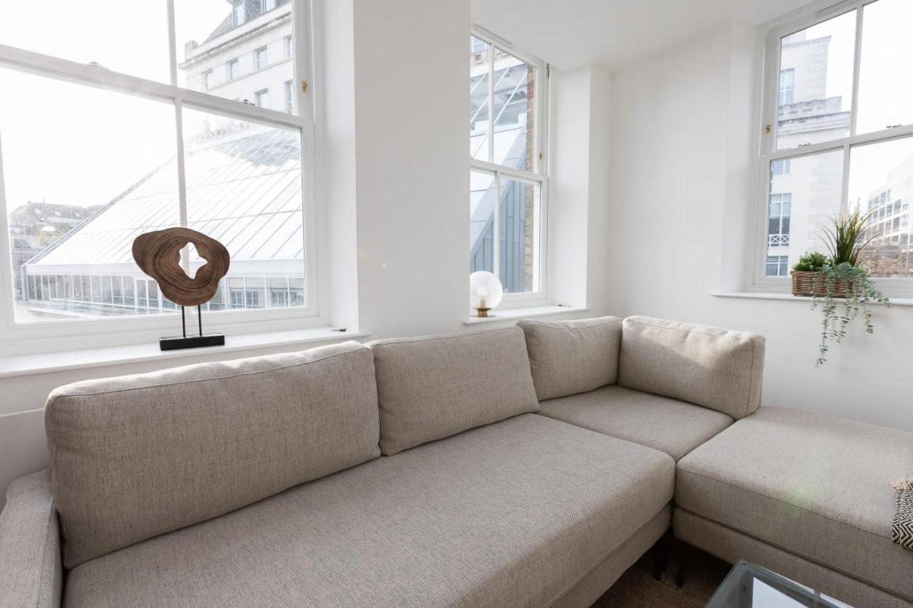 Stunning 2 Bedroom Duplex In Holborn Zone 1 Londra