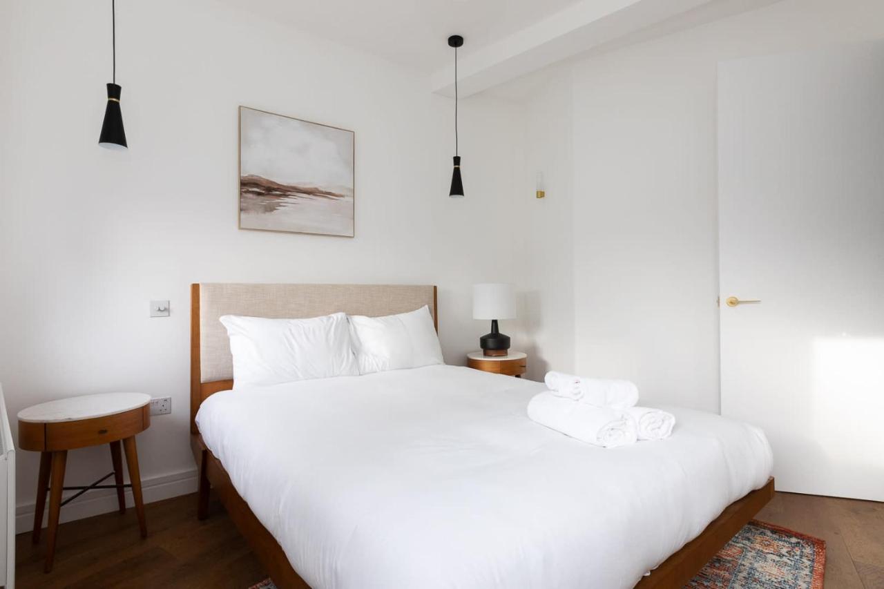 Stunning 2 Bedroom Duplex In Holborn Zone 1 * Londra