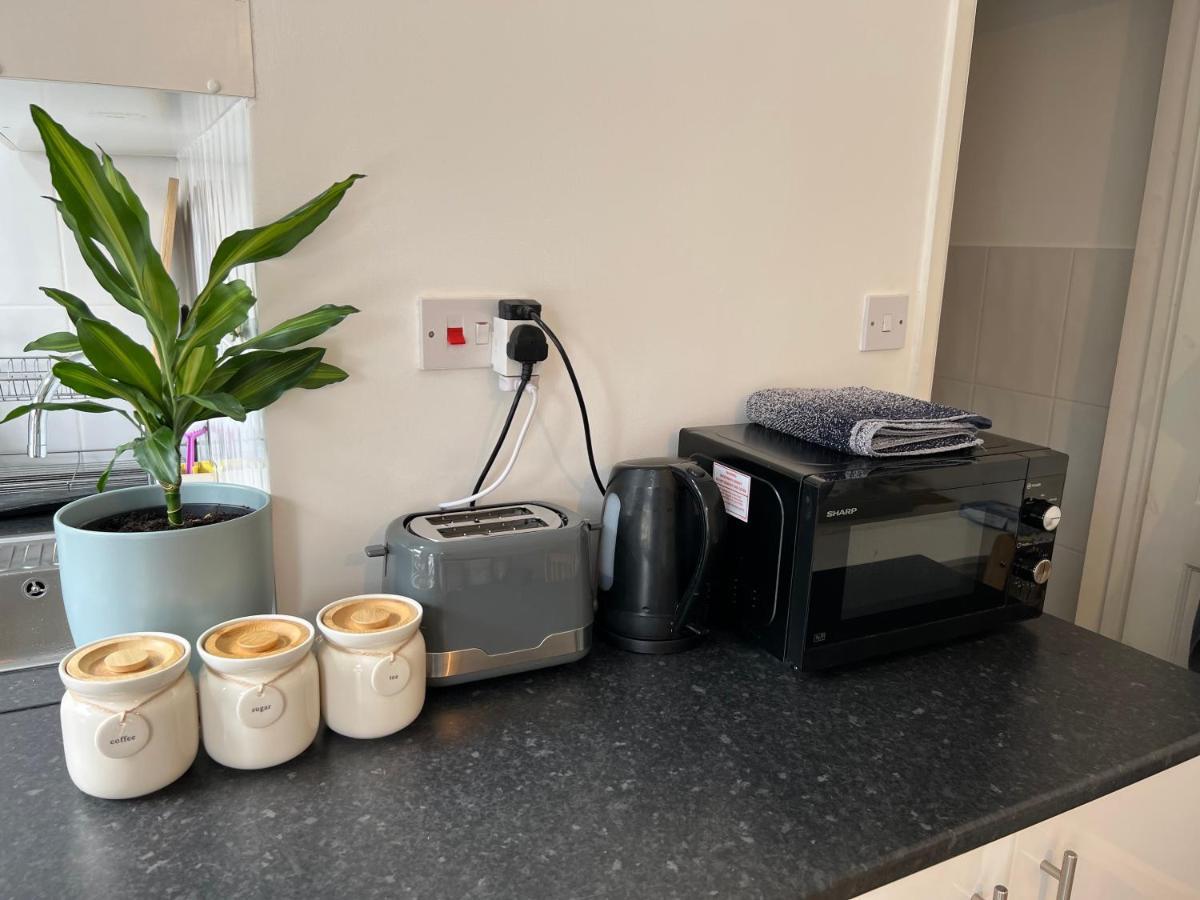 Luxury 1bed Holiday Flat-10 Minutes From Bridge & 3mins Walk To Lewisham Dlr Leilighet *
