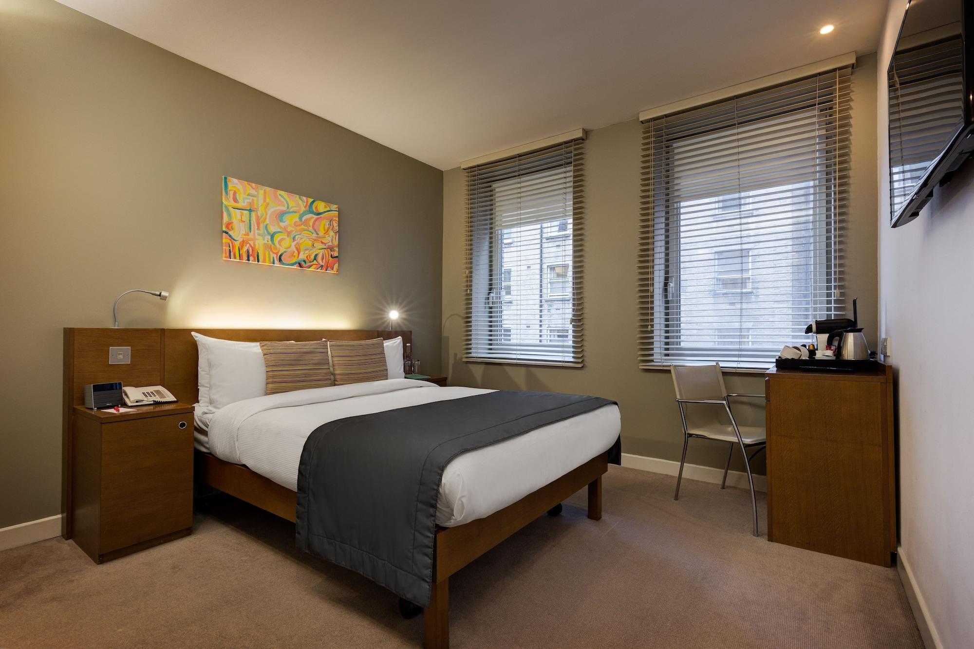 The Memoir Club Hotel London